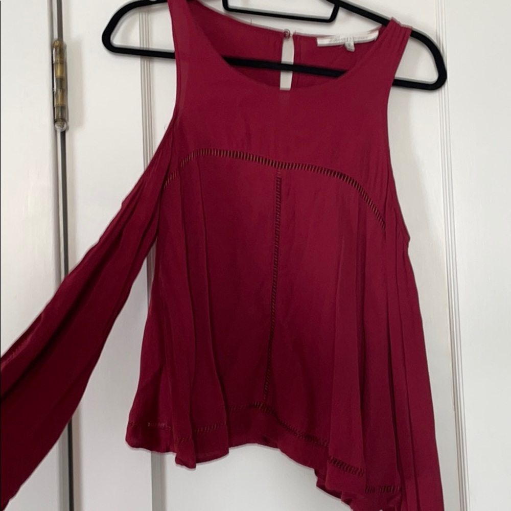 Cold Shoulder, Keyhole blouse